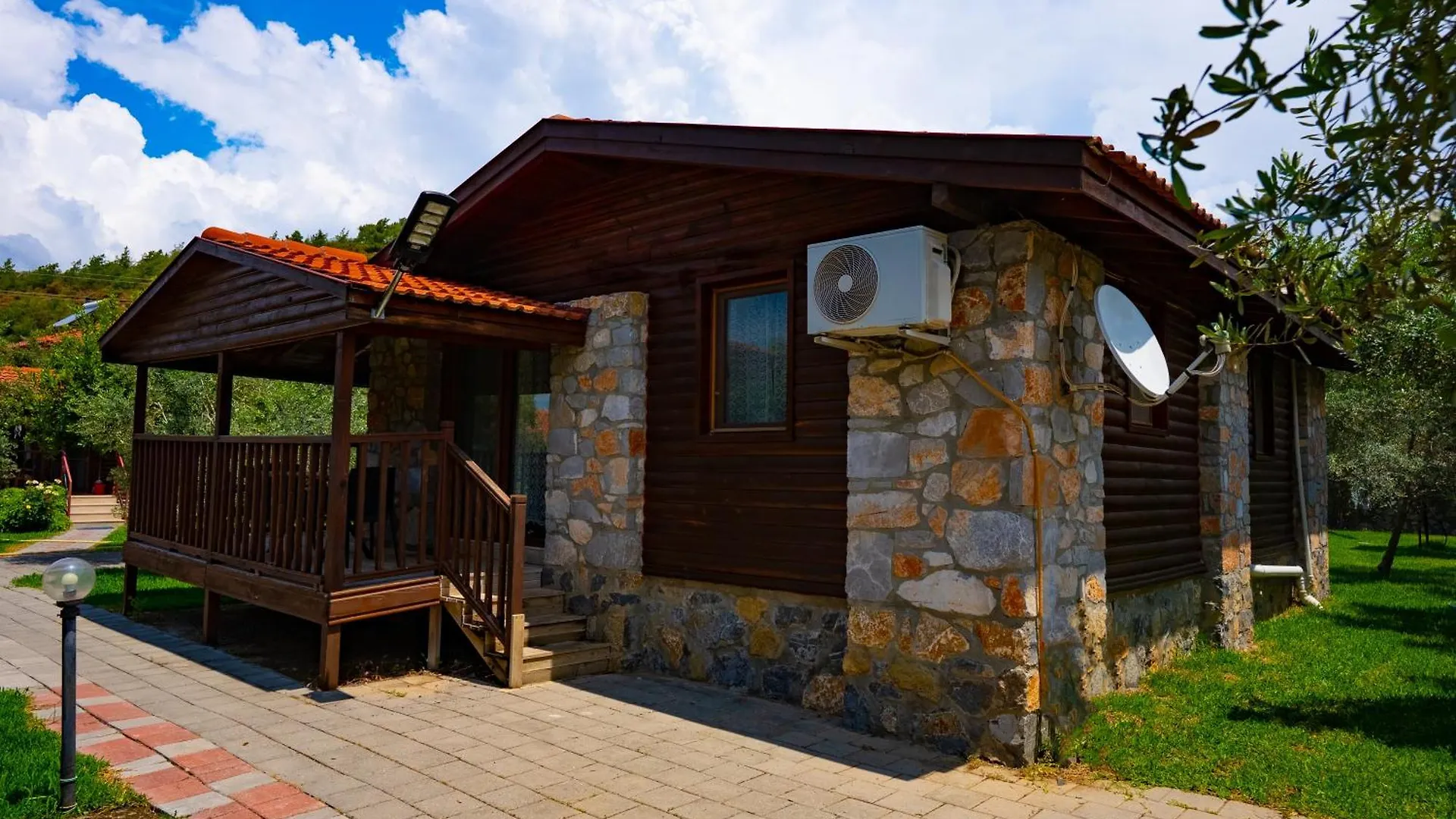 Defne Olive Gardens, Koca Calis, Fethiye - Previously Defne Pansiyon Tatil Evi