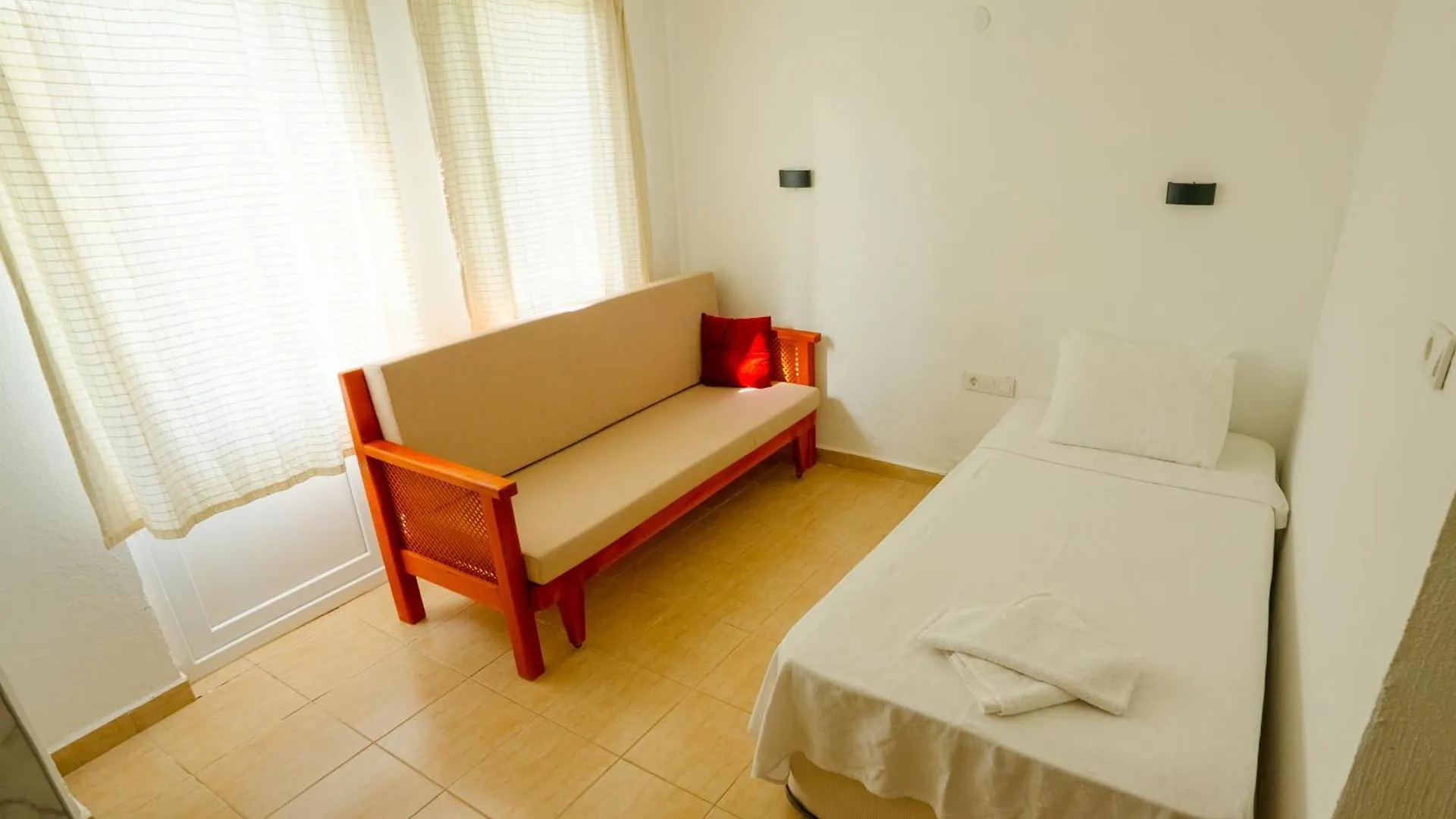 Defne Olive Gardens, Koca Calis, Fethiye - Previously Defne Pansiyon